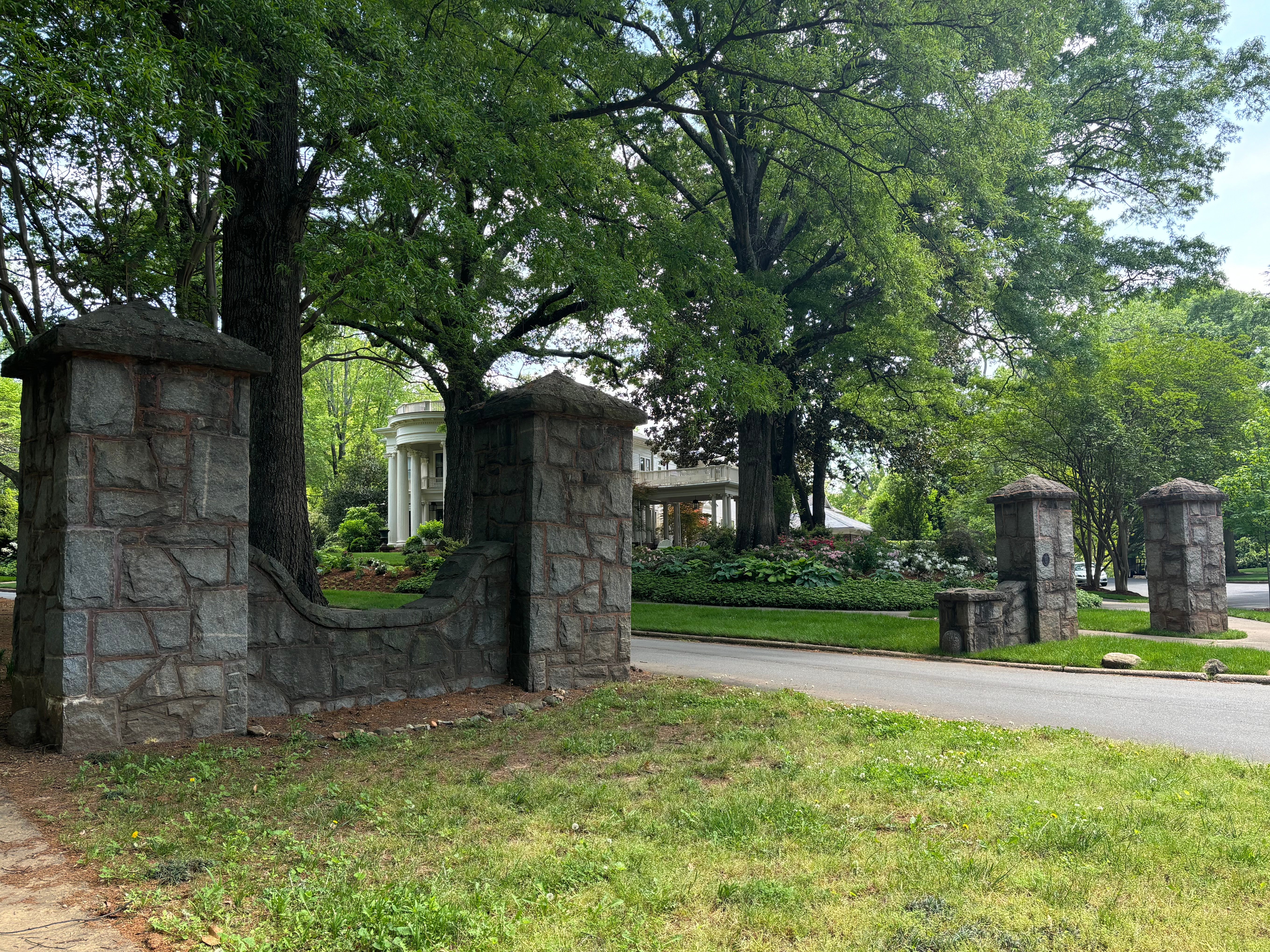 Hermitage Court Gateways